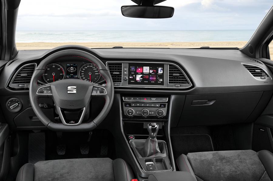 Торпедо Seat Leon SC FR 2016 года  (WW) (фото 11 из 27)